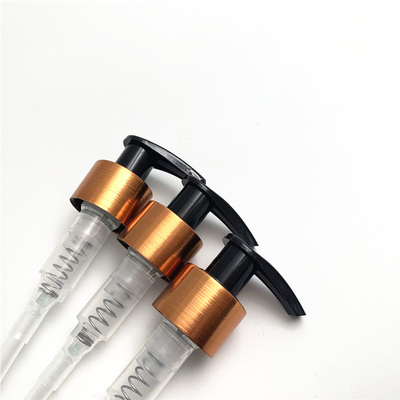 La pompe en aluminium balayée de luxe de lotion pour le toner cosmétique écrèment 24mm 28mm