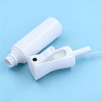 Flacon pulvérisateur continu en PET recyclable de 500 ml avec étiquette blanche pour usage rechargeable en salon