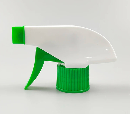 28/410 Démarrage du pulvérisateur blanc vert pour le lavage de bouteille