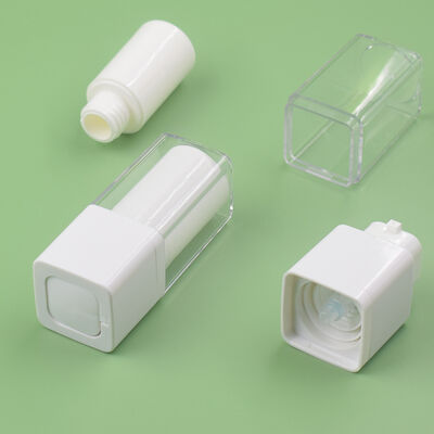 Vente à chaud 15ml 30ml 50ml Bouteille de pompe à double couche sans air pour les soins personnels usine de gros de haute qualité pour le shampooing