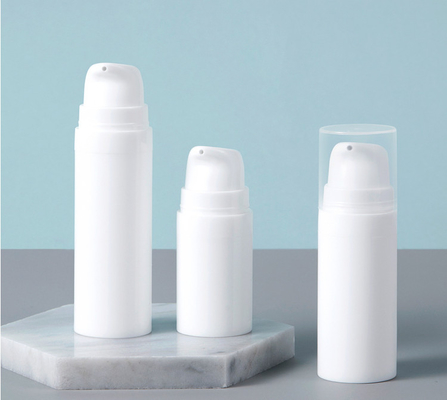 Bouteilles privées d'air vides blanches de pompe, conteneur de empaquetage cosmétique 15ml 30ml 50ml